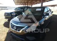 2015 Nissan VERSA photo