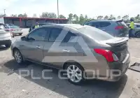 2015 Nissan VERSA фото