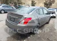 2015 Nissan VERSA photo