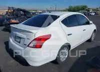2015 Nissan VERSA фото