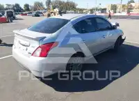 2015 Nissan VERSA photo
