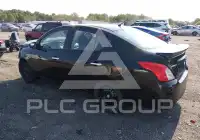 2015 Nissan VERSA фото