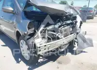 2015 Nissan VERSA фото
