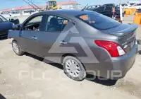 2015 Nissan VERSA фото