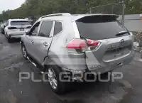 2015 Nissan ROGUE photo
