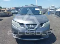 2015 Nissan ROGUE photo