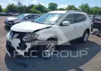 2015 Nissan ROGUE фото