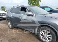 2015 Nissan ROGUE photo