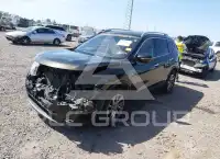 2015 Nissan ROGUE photo