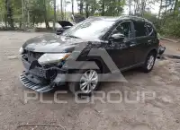 2015 Nissan ROGUE photo