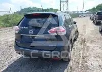 2015 Nissan ROGUE photo