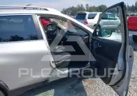 2015 Nissan ROGUE photo