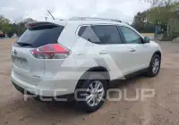 2015 Nissan ROGUE photo