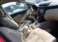 2015 Nissan ROGUE photo