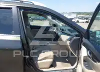 2015 Nissan ROGUE photo