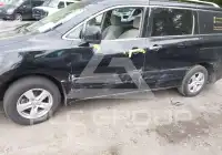 2015 Nissan QUEST фото