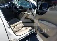 2015 Nissan QUEST фото