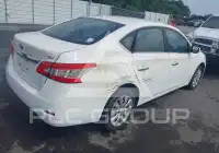 2015 Nissan SENTRA фото