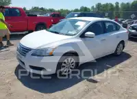 2015 Nissan SENTRA фото
