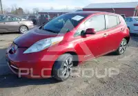 2015 Nissan LEAF photo