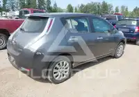 2015 Nissan LEAF фото