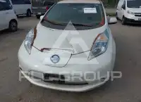 2015 Nissan LEAF photo
