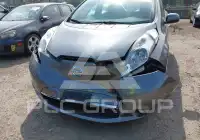 2015 Nissan LEAF фото
