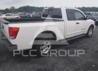 2015 Nissan TITAN фото