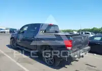 2015 Nissan TITAN фото