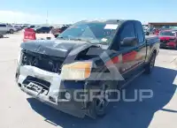 2015 Nissan TITAN photo