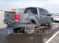 2015 Nissan TITAN фото
