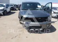 2015 Nissan TITAN фото