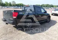 2015 Nissan TITAN фото