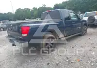 2015 Nissan TITAN photo