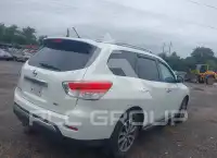 2015 Nissan PATHFINDER photo