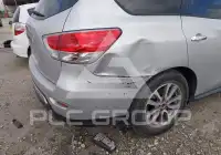 2015 Nissan PATHFINDER photo