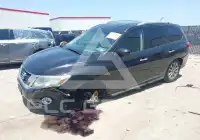 2015 Nissan PATHFINDER photo