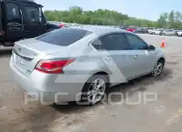 2015 Nissan ALTIMA photo