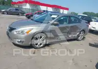 2015 Nissan ALTIMA фото
