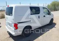 2015 Nissan NV 200 photo