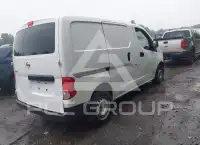 2015 Nissan NV 200 фото