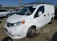 2015 Nissan NV 200 фото
