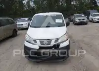 2015 Nissan NV 200 фото