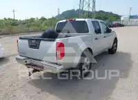 2015 Nissan FRONTIER фото