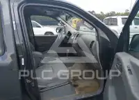 2015 Nissan FRONTIER фото
