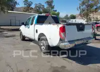 2015 Nissan FRONTIER фото