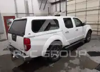 2015 Nissan FRONTIER фото