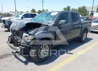 2015 Nissan FRONTIER photo