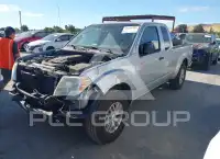2015 Nissan FRONTIER фото