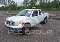 2015 Nissan FRONTIER photo